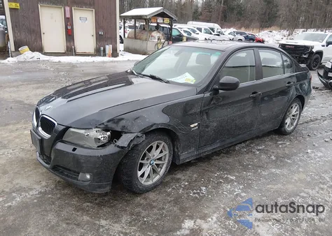 2010 BMW 328I xDrive z USA, uszkodzony, nr VIN WBAPK5C55AA651985